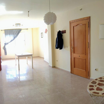 OLULA DEL RÍO. VERKAUF EINER ERDGESCHOSS-WOHNUNG MIT 2 SCHLAFZIMMERN.