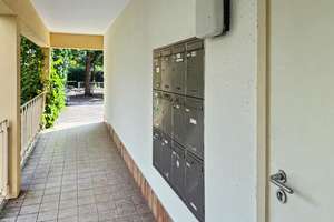 Berlin-Westend: Vermietete 3-Zimmer-Eigentumswohnung mit Balkon und Garage – 14052 Westend, Berlin – Vorschaubild 2