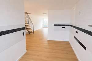 Großzügige 125 m² Maisonette im Bauhausstil - Loggia mit Weitblick - bezugsfrei ab sofort – Die vollständige Adresse der Immobilie erhältst du vom Anbieter., 52080 Eilendorf, Aachen – Vorschaubild 2