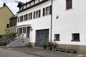 Gepflegtes Winzerhaus mit großem Hof, Scheune & Garten, viel Platz in Moselnähe (von privat) – Weidenbornstraße 5, 54470 Lieser – Vorschaubild 2
