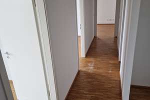 Wunderschöne helle 4-Zimmer-Maisonette-Wohnung mit Dachterrasse (WG-geeignet) – Maria-Montessori-Straße 43, 81829 Messestadt Riem, München – Vorschaubild 12