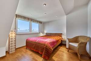 WOHNEN AUF 2 EBENEN! 4 Zimmer Maisonette mit Stellplatz, Fußbodenheizung und Balkon in ruhiger Lage – Die vollständige Adresse der Immobilie erhältst du vom Anbieter., 65205 Erbenheim, Wiesbaden – Vorschaubild 8
