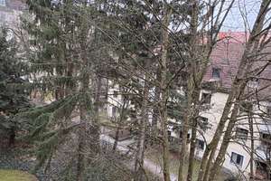 Helle möblierte 1-Zimmer Wohnung mit Balkon in Sendling-Westpark, Nähe U-Bahn – Martin-Behaim-Straße 7, 81373 Land in Sonne, München – Vorschaubild 9