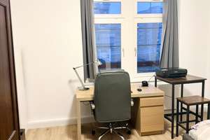Sehr helle 2 - Zimmer - Wohnung mit Balkon im Herzen von Biebrich*** – Bunsenstraße 1, 65203 Biebrich, Wiesbaden – Vorschaubild 4