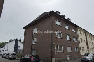 GEMÜTLICHE DACHGESCHOSSWOHNUNG MIT BESONDEREM CHARME