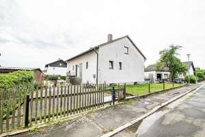 Sanierungsbedürftiges Wohnhaus mit Ausbaupotenzial – Die vollständige Adresse der Immobilie erhältst du vom Anbieter., 93482 Pemfling – Vorschaubild 2