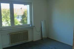 Wunderbares Reihenmittelhaus auf schönem Grundstück – Die vollständige Adresse der Immobilie erhältst du vom Anbieter., 28259 Kirchhuchting, Bremen – Vorschaubild 18