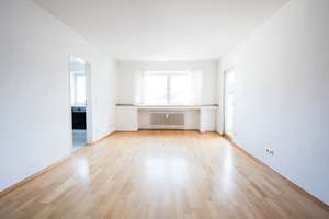 Köln-Weiden || 2- Zimmer ||                    Mit Balkon || Stellplatz || Zentrale Lage – Die vollständige Adresse der Immobilie erhältst du vom Anbieter., 50859 Weiden, Köln – Vorschaubild 4