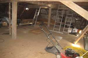 *Modernisierungsbedürftiges EFH mit neuwertiger Garage und angrenzenden Baugrundstück + XXL Scheune* – Tübingen (Kreis) – Vorschaubild 31