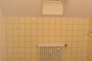 BONN OBERKASSEL 2 Zimmer-Wohnung im DG rechts zu verkaufen in toller Wohnlage mit ca. 48 m² Wfl. – Die vollständige Adresse der Immobilie erhältst du vom Anbieter., 53227 Oberkassel, Bonn – Vorschaubild 7