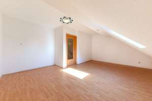 Modernes 5-Zimmer EFH in guter Lage in Gau-Bischofsheim  – Die vollständige Adresse der Immobilie erhältst du vom Anbieter., 55296 Gau-Bischofsheim – Vorschaubild 9