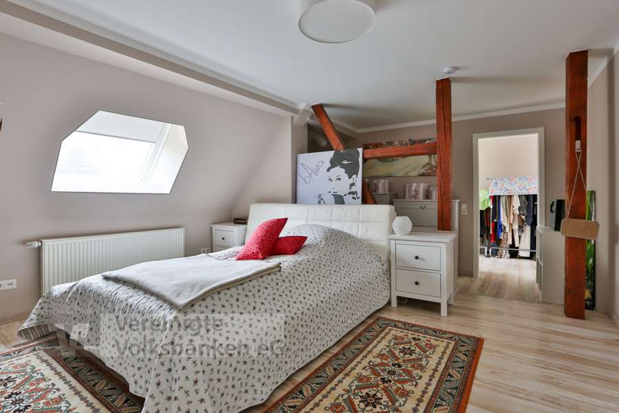 Immobilie in Gäufelden - Charmantes Einfamilienhaus mit vermieteter Einliegerwohnung - Willkommen in Ihrer neuen Immobilie - Bild 12