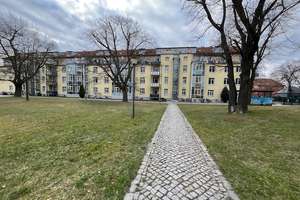 Interessante Eigentumswohnung mit Wintergarten im gefragten Potsdam-Bornstedt - vermietet