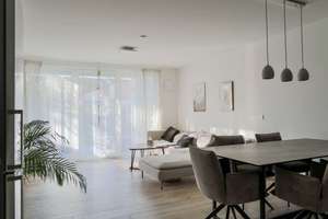 Moderne 3-Zimmer-Wohnung im Erdgeschoss mit Terrasse & Garten