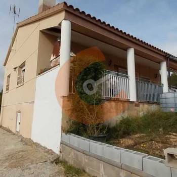 Haus zum Verkauf in Montmell El, 3 Schlafzimmer.
