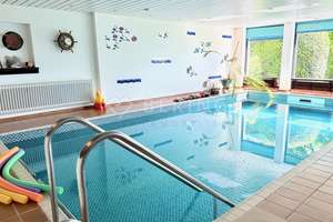UNTERNEHMERVILLA MIT SCHWIMMHALLE /SAUNA/FITNESS | UNIVERSITÄTSSTADT SIEGEN – Die vollständige Adresse der Immobilie erhältst du vom Anbieter., 57080 Niederschelden, Siegen – Vorschaubild 10