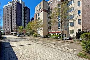 Vermietete 2-Zimmer-Wohnung mit Aufzug und Balkon direkt an der Elbe - Wentzel Dr. – Die vollständige Adresse der Immobilie erhältst du vom Anbieter., 20539 Rothenburgsort, Hamburg – Vorschaubild 4