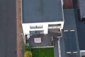 Mehrfamilienhaus mit Schwimmbad in Bremerhaven-Speckenbüttel – Wurster Straße 201, 27580 Speckenbüttel, Bremerhaven – Vorschaubild 2