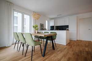 GROSSZÜGIGE 4-ZIMMER-WOHNUNG MIT LOGGIA UND BLICK IN DIE GRÜNE QUARTIERSMITTE – Stadion-Anlage 7, 68782 Rhein-Neckar-Kreis – Vorschaubild 3