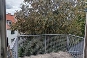Lebendig wohnen in Weißensee: 3-Zimmer-Dachgeschosswohnung mit Dachterrasse – Parkstraße 57, 13086 Weißensee, Berlin – Vorschaubild 5