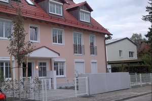 Lichtdurchflutete 3-Zimmer-Wohnung in München-Aubing mit zwei Balkonen und hochwertiger Ausstattung – Streitbergstraße 40, 81249 Aubing-Süd, München – Vorschaubild 2