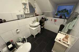 Großzügige und Helle 4-Raum-Dachgeschosswohnung – Glockenstraße 42, 45359 Essen – Vorschaubild 5