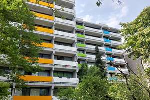 SOFORT bezugsfertige helle Wohnung am Olympiapark  mit Weitblick - WG-geeignet