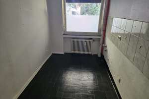 Schöne günstige Wohnung mit Balkon!!!! – Die vollständige Adresse der Immobilie erhältst du vom Anbieter., 47139 Beeck, Duisburg – Vorschaubild 3