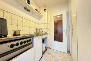 RENDITESTARKE KAPITALANLAGE IN DER ALTSTADT VON AUGSBURG! GERÄUMIGES APPARTEMENT IN DER NÄHE ZUM DOM – Die vollständige Adresse der Immobilie erhältst du vom Anbieter., 86152 Georgs- und Kreuzviertel, Augsburg – Vorschaubild 5
