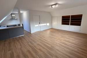 Erstbezug nach Sanierung – helle und ruhige Wohnung im gepflegten Zweifamilienhaus – Die vollständige Adresse der Immobilie erhältst du vom Anbieter., 22455 Niendorf, Hamburg – Vorschaubild 1