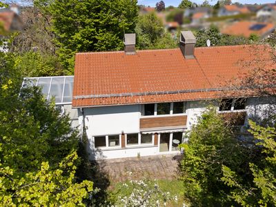 Grüne Oase: EFH mit ELW, toller Garten (1.431 m²)