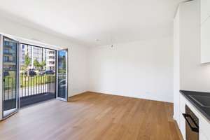 Helle 2-Zimmer-Wohnung im Hochparterre | Sonnige Süd-West-Ausrichtung | Einbauküche – Friedenauer Höhe 21, 12159 Friedenau, Berlin – Vorschaubild 3