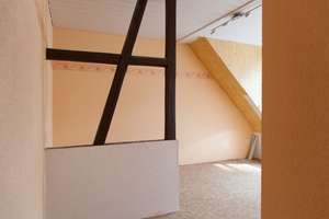 Historisches Stadthaus mit Gewerbefläche, Ausbaupotenzial und gepflegtem Hinterhof – Die vollständige Adresse der Immobilie erhältst du vom Anbieter., 99086 Ilversgehofen, Erfurt – Vorschaubild 7