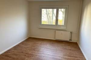 Abendsonne auf dem Balkon: sonnige 3-Zi.-Whg. in ruhiger Seitenstraße – Feuerbachstraße 6a, 1219 Leubnitz-Neuostra, Dresden – Vorschaubild 10