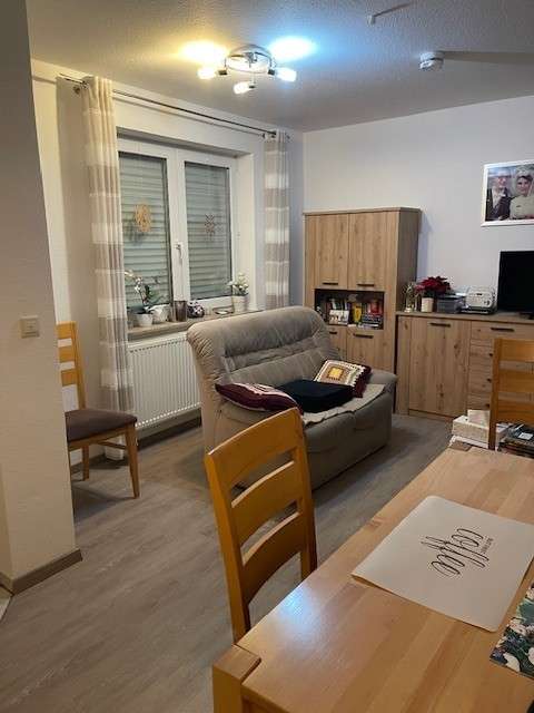 Immobilie in Villingen-Schwenningen - Vermietete große 1-Zimmer-Wohnung in Schwenningen zu verkaufen - Bild 1