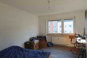 Helle 4-Zimmer-Wohnung in zentraler Lage mit 2 Balkonen – Pforzheim – Vorschaubild 8