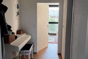 2-Zimmer-Dachgeschosswohnung in München-Laim – Die vollständige Adresse der Immobilie erhältst du vom Anbieter., 80686 Land in Sonne, München – Vorschaubild 3