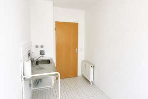 Helle, renovierte 2,5-Zimmer-Wohnung mit Südbalkon in -Moosach - RESERVIERT! – Die vollständige Adresse der Immobilie erhältst du vom Anbieter., 80997 Moosach-Bahnhof, München – Vorschaubild 9