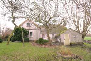 Nordseenähe!!!
Renovierungsbedürftiges Einfamilienhaus, ideal für Handwerker oder Bastler! – Die vollständige Adresse der Immobilie erhältst du vom Anbieter., 26409 Wittmund – Vorschaubild 2