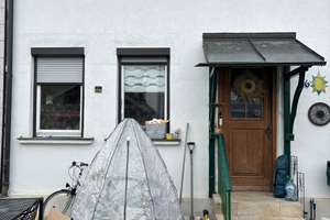 Charmantes Reihenhaus mit 3 Zimmern in Memmingen Innenstadt – Augsburger Straße 46, 87700 Innenstadt, Memmingen – Vorschaubild 2