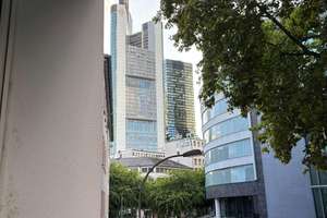 FRANKFURT CITY ! DIREKT AM RÖMER ! 2- Zimmer I Küchenzeile I Renoviert I Parkett I Aufzug – 60311 Altstadt, Frankfurt am Main – Vorschaubild 10