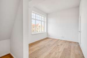 Charmante Dachgeschosswohnung nahe der Freien Universität – Die vollständige Adresse der Immobilie erhältst du vom Anbieter., 14195 Dahlem, Berlin – Vorschaubild 4