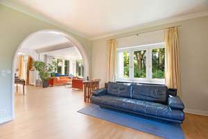 Herrschaftliche Villa im klassischen Stil – Wohnen im idyllischen Wellingsbüttel – Die vollständige Adresse der Immobilie erhältst du vom Anbieter., 22391 Wellingsbüttel, Hamburg – Vorschaubild 6