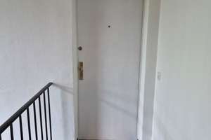 Helle 4-Zimmer-Dachgeschosswohnung mit Balkon, Stellplatz & modernisierter Ausstattung in Oberhausen – 46119 Osterfeld-Ost, Oberhausen – Vorschaubild 29