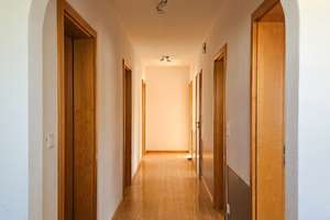 Freistehender Bungalow in beliebter Lage am Körnerplatz Ingolstadt mit großem Garten – Körnerstr. 2 1/2, 85055 Nordost, Ingolstadt – Vorschaubild 3