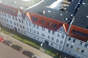 Frisch saniert, Neuer Bodenbelag, Tageslichtbad mit Wanne & Top Ausstattung – 39112 Sudenburg, Magdeburg – Vorschaubild 9