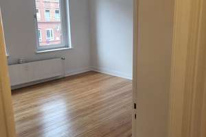 Ravensberg 1 Min neben Uni / 2 Zi Whg  Balkon /Klönküche möbl / Waschm Geschirrsp , Holzbode Balkon, – Knooper Weg 162, 24105 Ravensberg, Kiel – Vorschaubild 21
