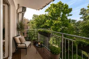 Toplage Friedenau- 3 Zimmer Wohnung mit Balkon und Einbauküche
