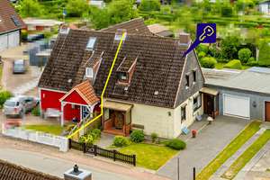 Charmante Doppelhaushälfte in ruhiger Lage – Wohnen mit Wohlfühlfaktor – Klaus-Groth-Straße 3, 24217 Schönberg (Holstein) – Vorschaubild 2