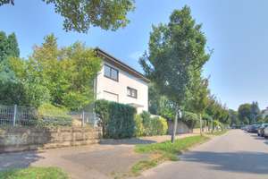 Maisonette mit Aussicht & Potential – 121 m² in Top-Lage von Heilbronn – Die vollständige Adresse der Immobilie erhältst du vom Anbieter., 74074 Heilbronn, Heilbronn – Vorschaubild 2